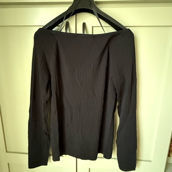 NWT Ann Taylor Ribbed Off Shoulder Black Long Sleeve Sweater SZ LP - Picture 6 of 10
